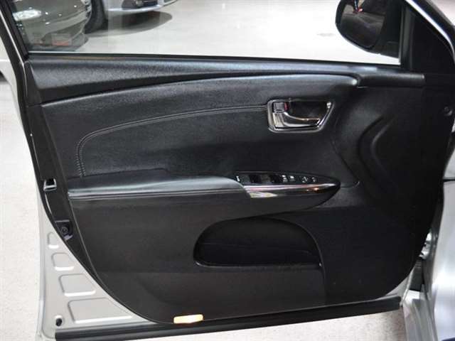 Toyota Avalon 2013 photo 13